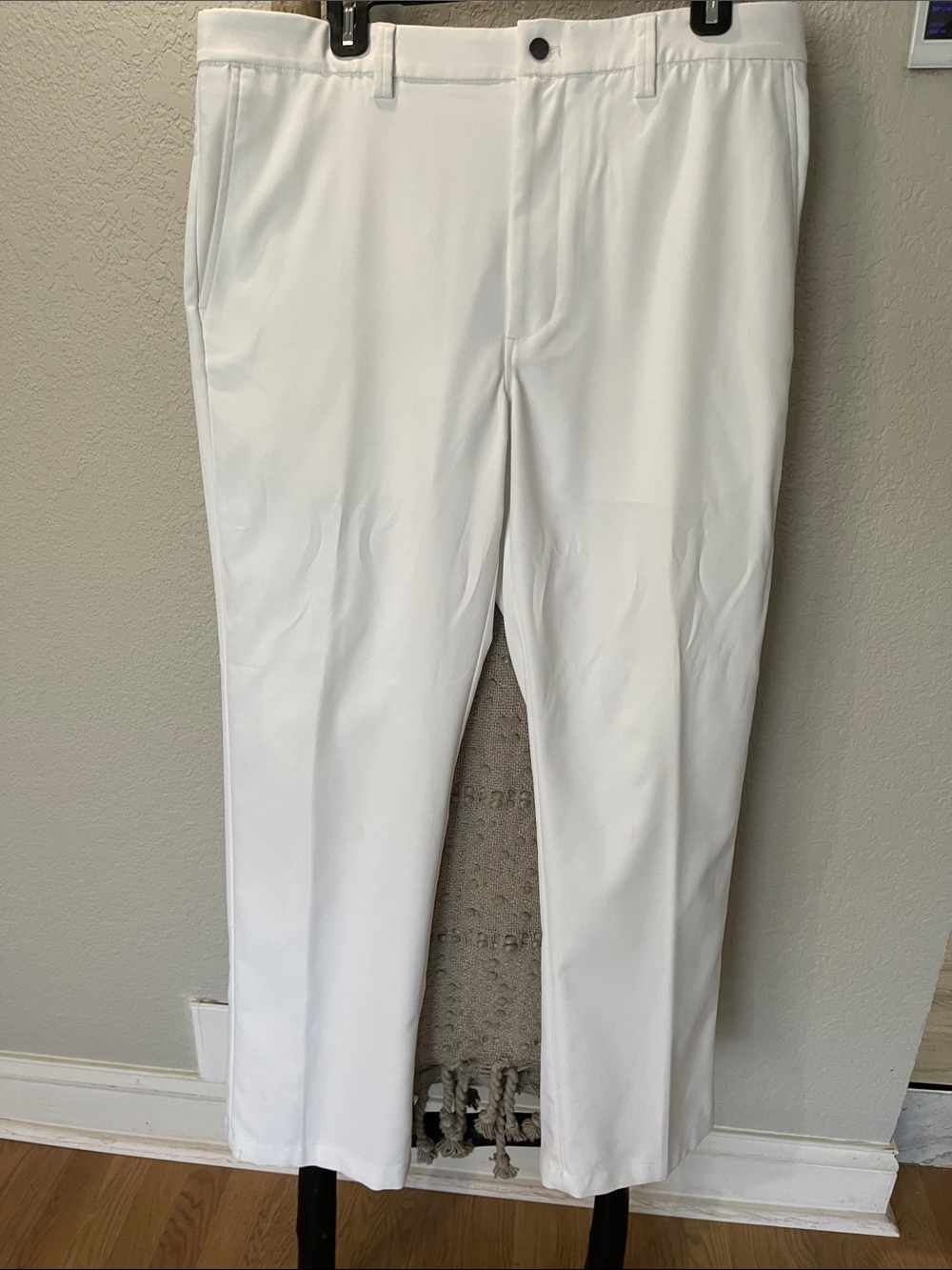 Callaway White Stretch 36x32 Flat-Front Men's Dress Pants